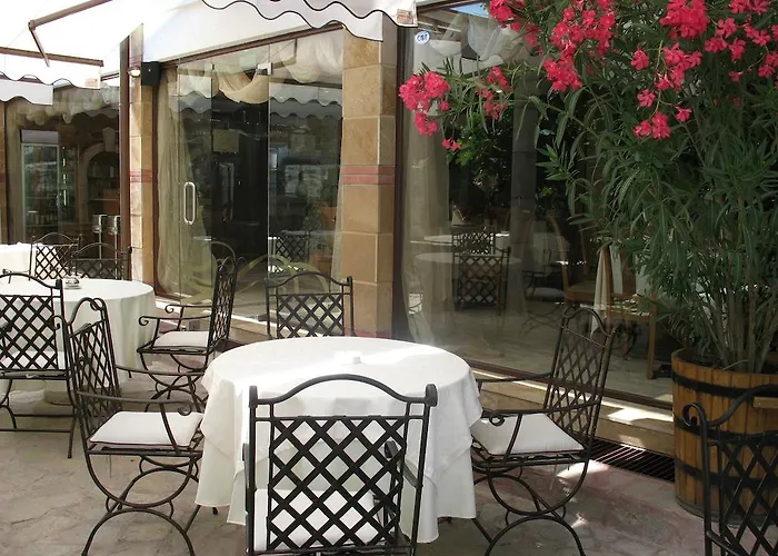 Saint John Baptist 4*